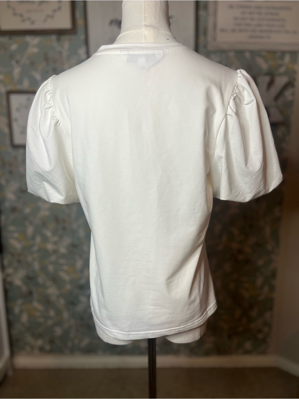 Walter Baker White Puff Sleeve Crewneck T-Shirt - Picture 6 of 6